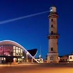 Birnbom Warnemuende ゲストハウス 3*