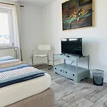 Birnbom Warnemuende 3* ロストック