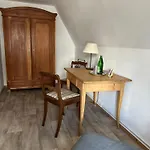 Birnbom Warnemuende ゲストハウス