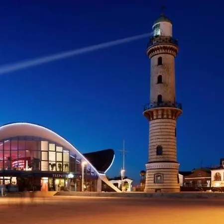 Birnbom Warnemuende ゲストハウス 3*