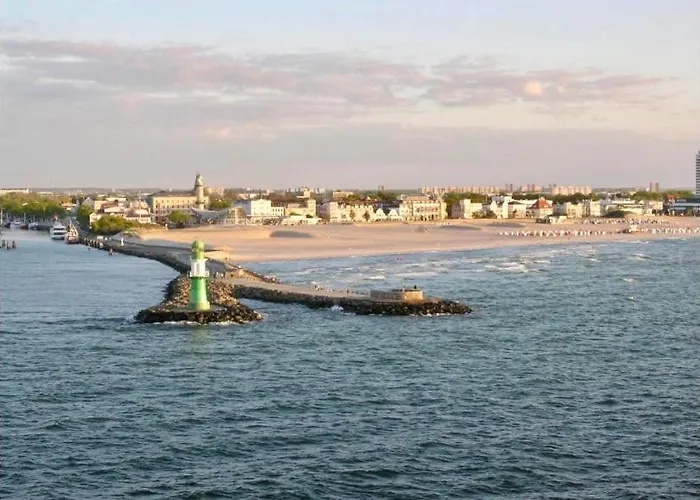 Birnbom Warnemuende 3*