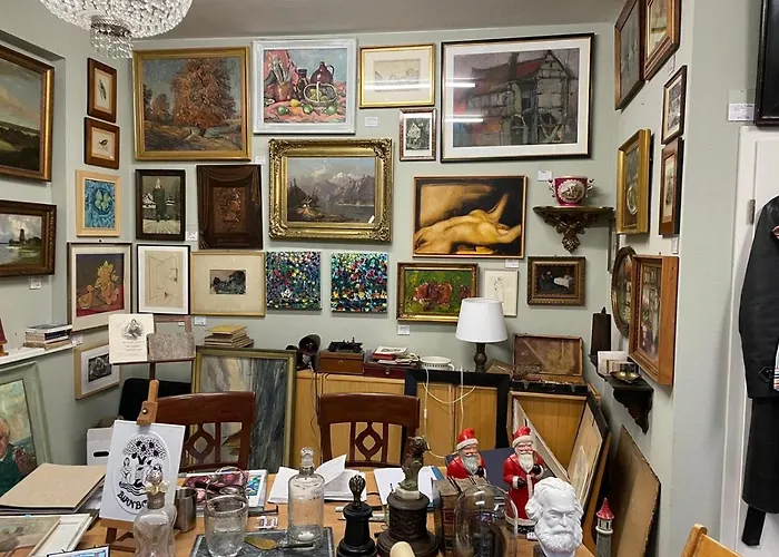 Birnbom Warnemuende 3* ロストック