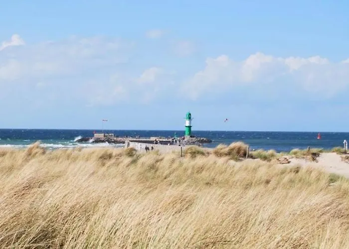 Birnbom Warnemuende ゲストハウス 3*