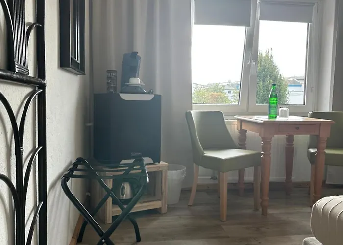 Birnbom Warnemuende 3*