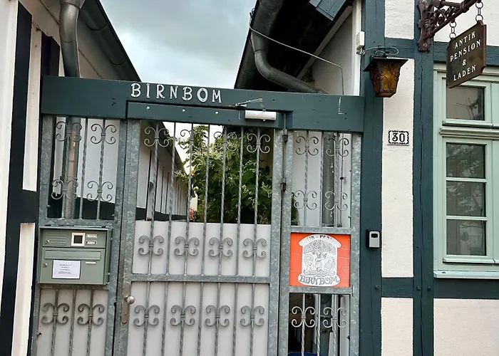 ゲストハウス Birnbom Warnemuende 3*