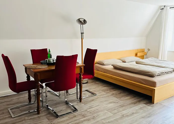 Birnbom Warnemuende ゲストハウス 3*