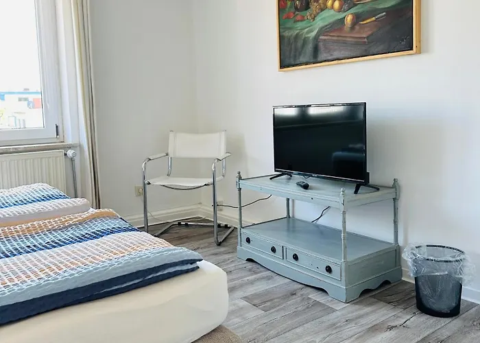 Birnbom Warnemuende 3* ロストック