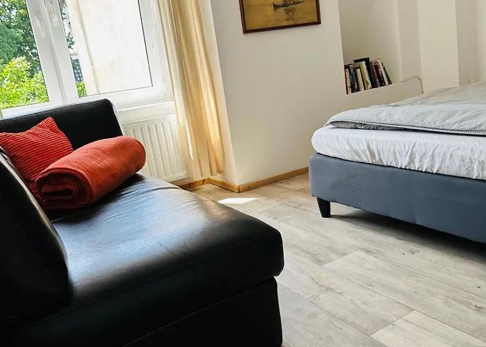 ゲストハウス Birnbom Warnemuende 3*