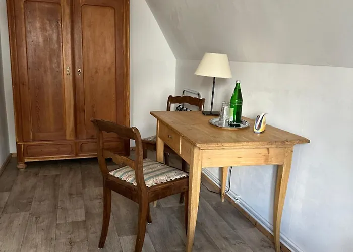 Birnbom Warnemuende ゲストハウス